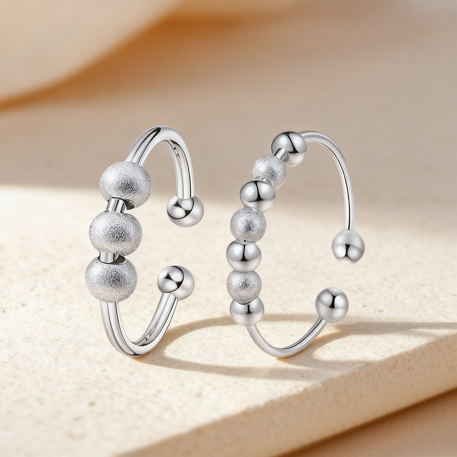 New Rotating Ring With Universal-wheel Design